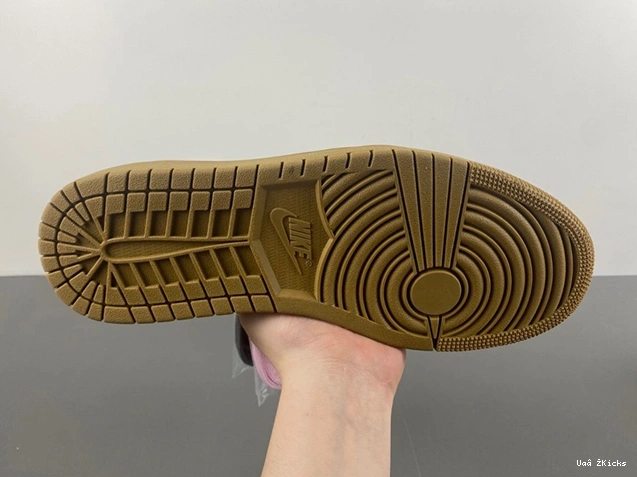 9110 Air 16 x 1 Travis Jordan DM7866- Versatile Scott 1111